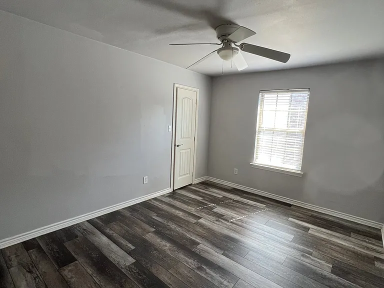 904-906 Parkplace Rdg #906 — Photo 12