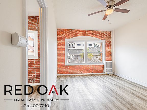 5th image of 147 1/4 S Normandie Ave #209