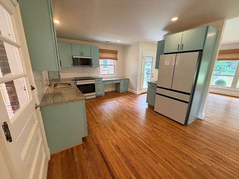 3111 Airlie St — Photo 16