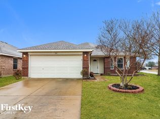 729 Ridge Top Dr, Burleson, TX 76028