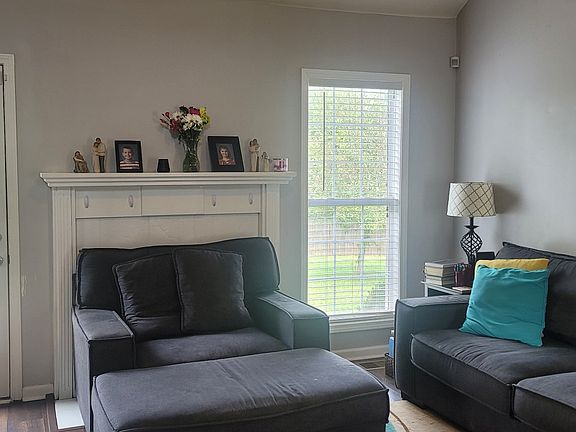 3rd image of 3768 Kendra Ct N
