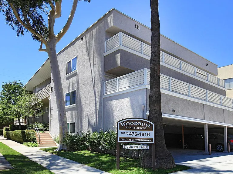 1550 Woodruff Ave #4 — Photo 23