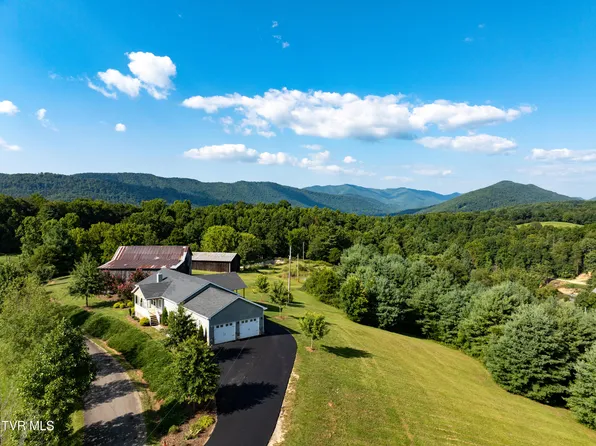 3633 Dry Hill Rd, Butler, TN 37640