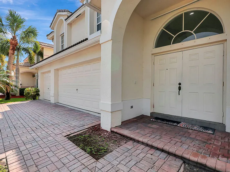 4190 Bahia Isle Cir — Photo 5