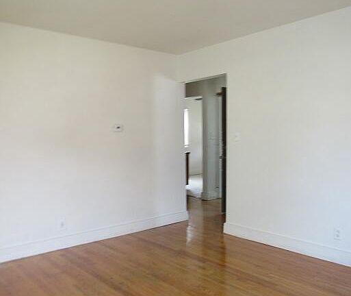 2nd image of 4645 W Fond Du Lac AVENUE #4647