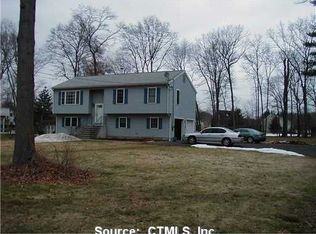 166 Pavano Dr, Plainville, CT 06062