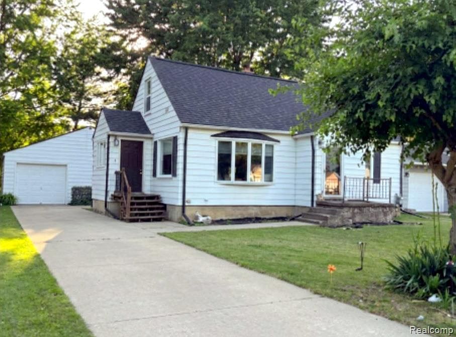 1st image of 2273 Covert Rd