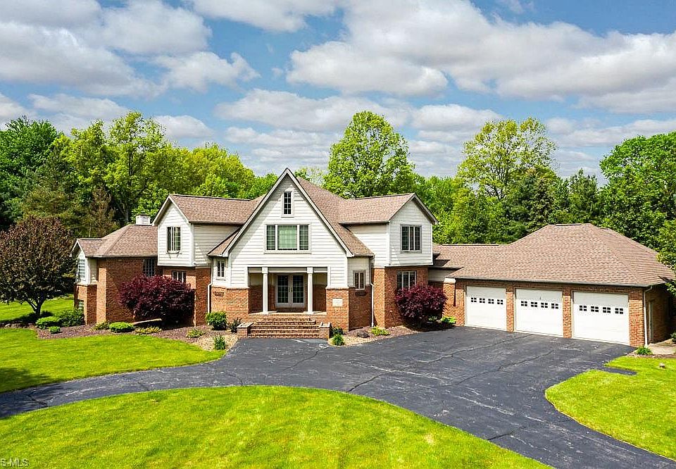 1st image of 8160 Leffingwell Ct