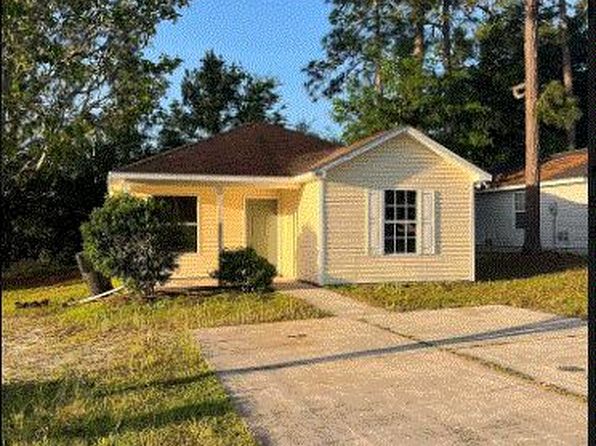 223 Ayers Ct