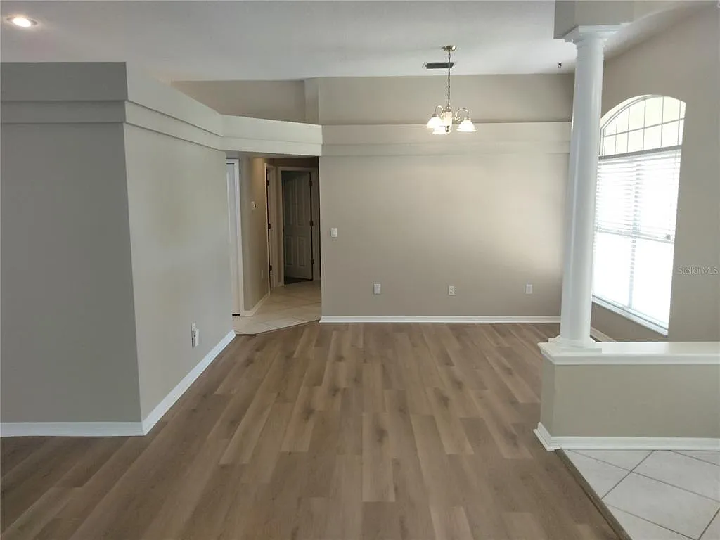 4 bed, 3.0 bath, 2549 sqft, $4,000 — Photo 4
