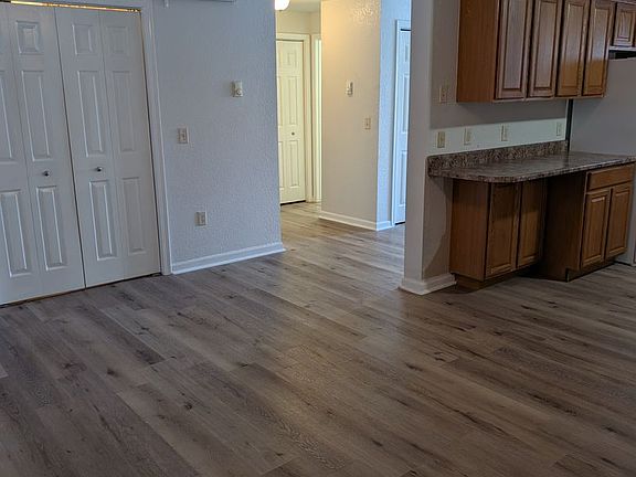 2nd image of 515 South St