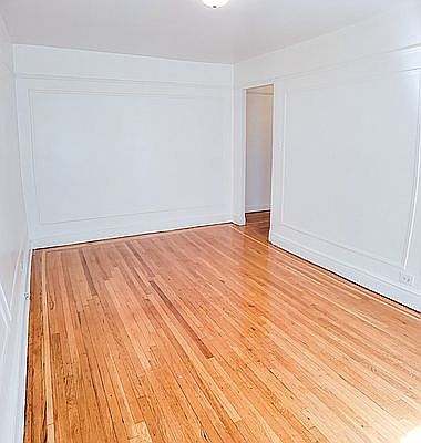4th image of 1466 Beach Ave #7