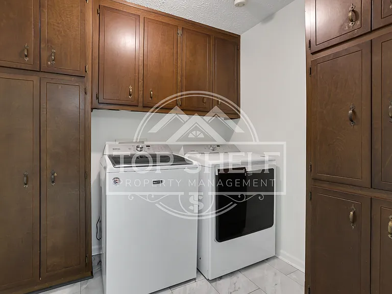 4684 Ben Hill Dr — Photo 19
