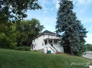 609 W 2nd St, Duluth, MN 55806