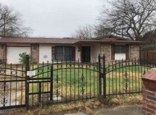 2103 Abacus Dr, San Antonio, TX 78224