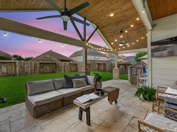 20715 Cypress Rain Dr, Katy, TX 77449