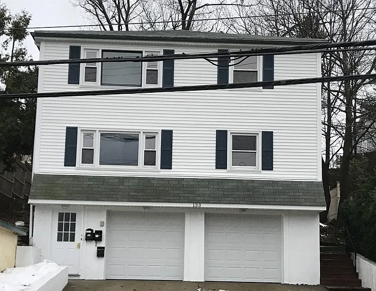 133 Centre St #1