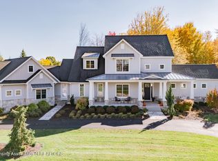 6380 Heathfield Dr, East Lansing, MI 48823