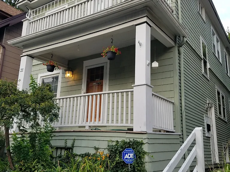 21 Cleveburn Pl #1 — Photo 1