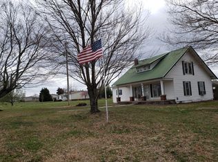 2310 W Mount Vernon Rd, Bethpage, TN 37022