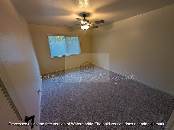 5th image of 240 E Vine St APT 2
