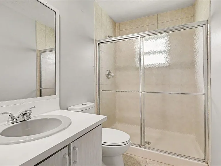 10157 Bluff Ct — Photo 20