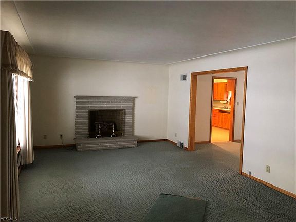4th image of 3317 Cricket Dr
