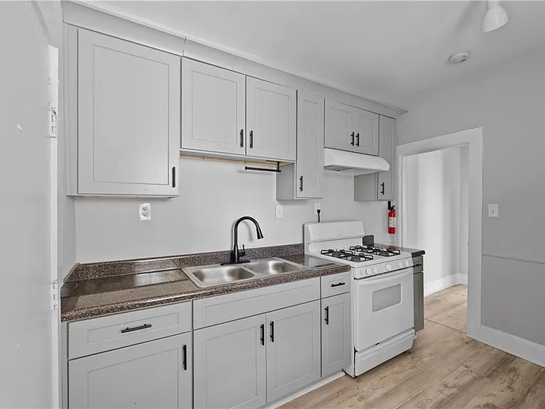 789 Barnett St NE #2 — Photo 14