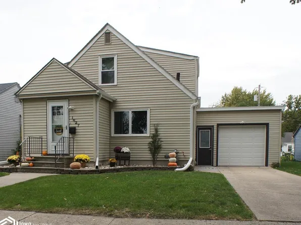 1627 Wauneta Ct, Webster City, IA 50595