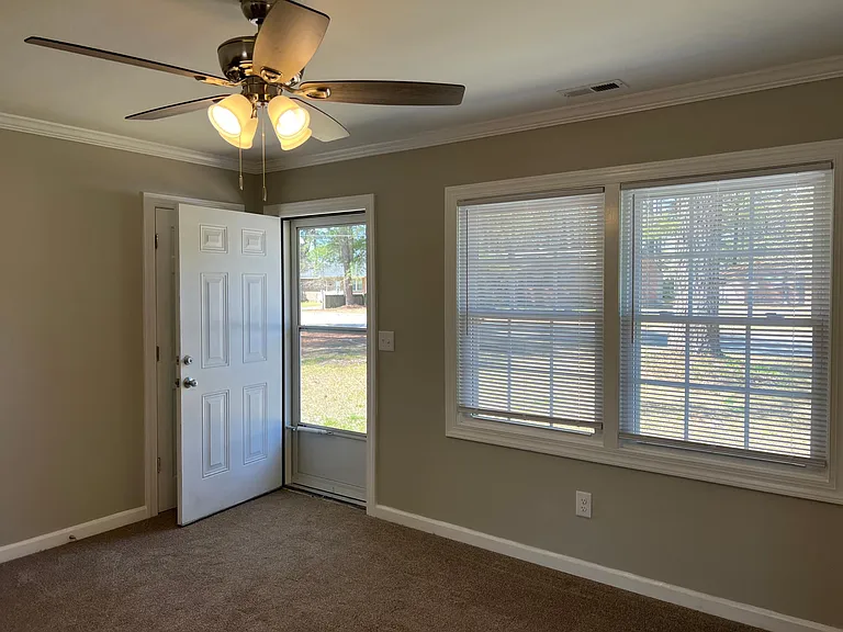 4124 Martha Loop — Photo 4