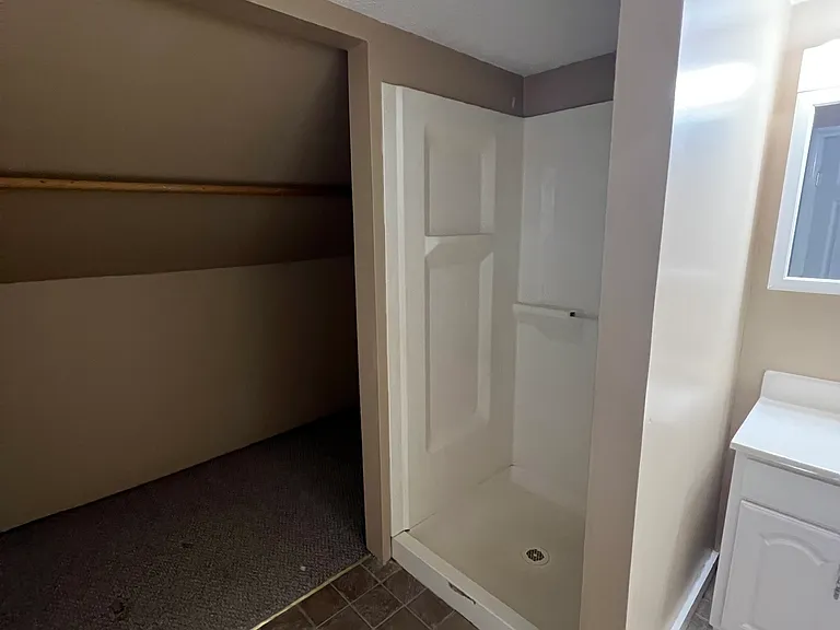 1373 New Haven Rd — Photo 5