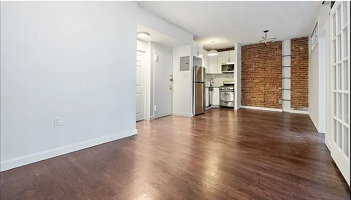 Rented by REAL New York | media 9