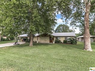 712 Angus St, Victoria, TX 77904