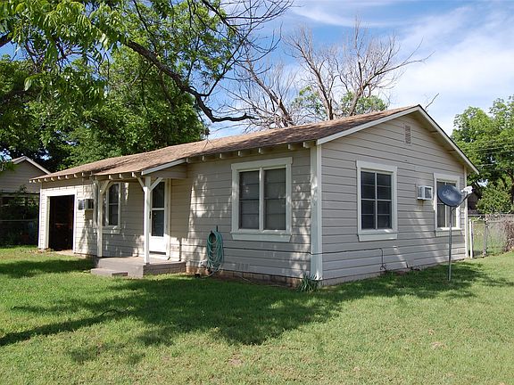 2nd image of 141 Ragland St