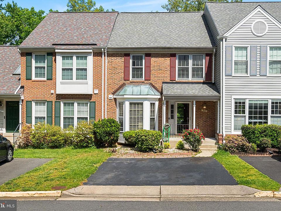 1st image of 7403 Ridge Oak Ct
