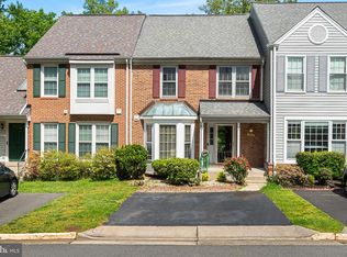 7403 Ridge Oak Ct, Springfield, VA 22153