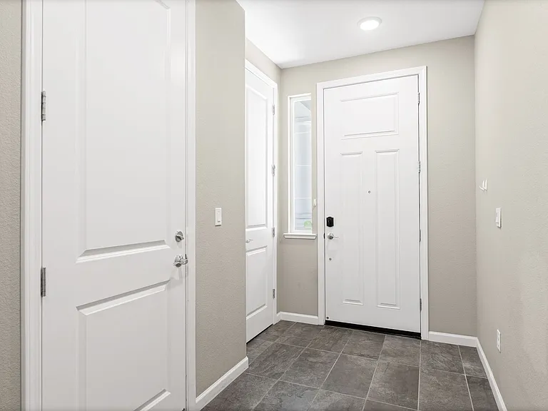 327 Pear Tree Ter #B — Photo 27