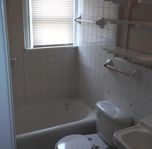 5906 Oram St #3 — Photo 6