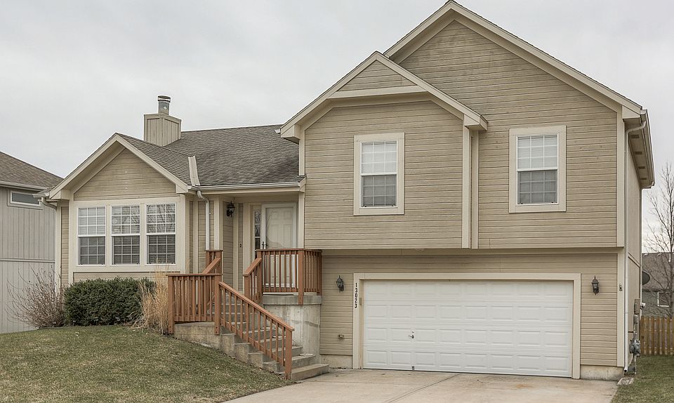 13023 New Jersey Ave, Kansas City, KS 66109 | Zillow