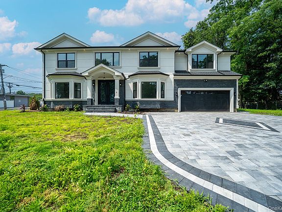 2nd image of 17 Park Drive East