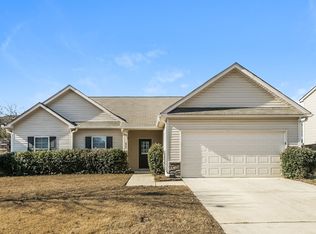 392 Pinnacle Dr, Winder, GA 30680