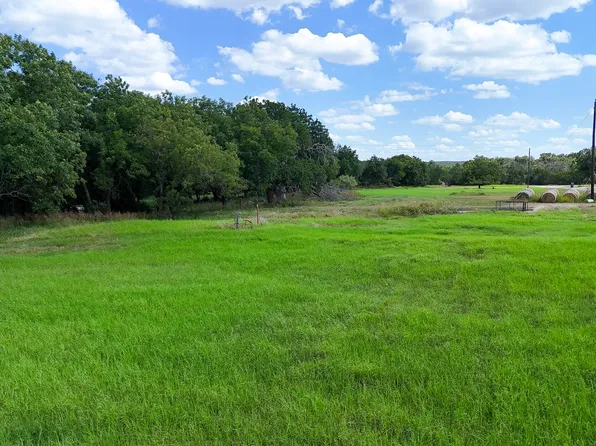 130 Private Road 2164, Iredell, TX 76649