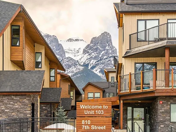 810 7th St #103, Canmore, AB T1W 0N4