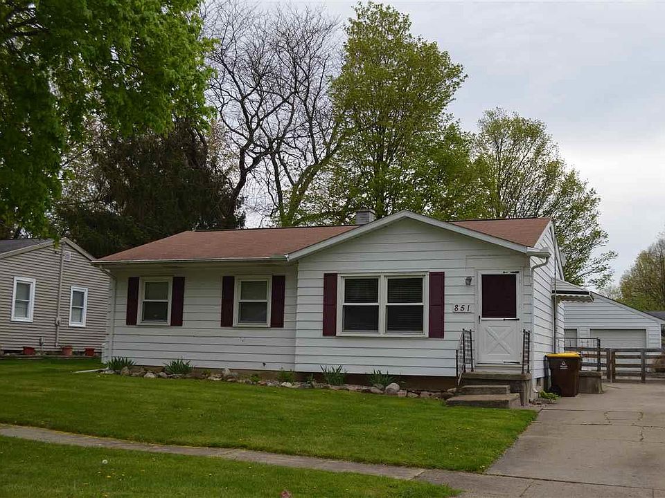 1st image of 851 Brookdale St