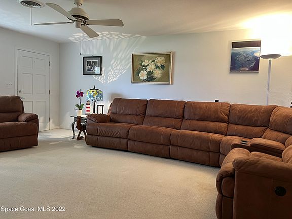 4th image of 370 Harwood Ave