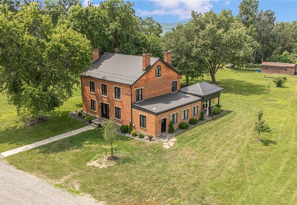 1st image of 2318 Fleming Rd
