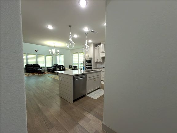 4th image of 14059 Chestnut Glen Ln