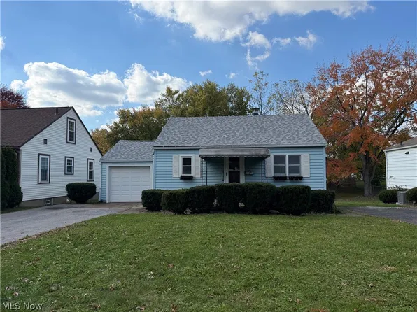 128 2nd St, Wadsworth, OH 44281