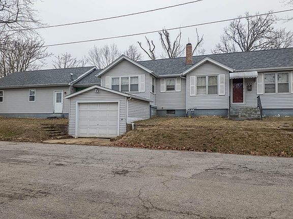 4th image of 401 W Fourth Street