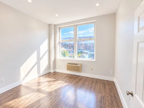 54 Knickerbocker Avenue #2N, photo 4